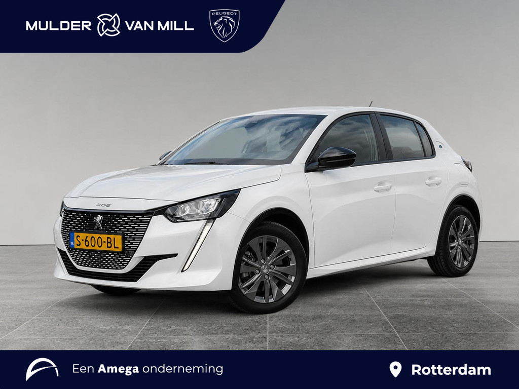 Peugeot e-208